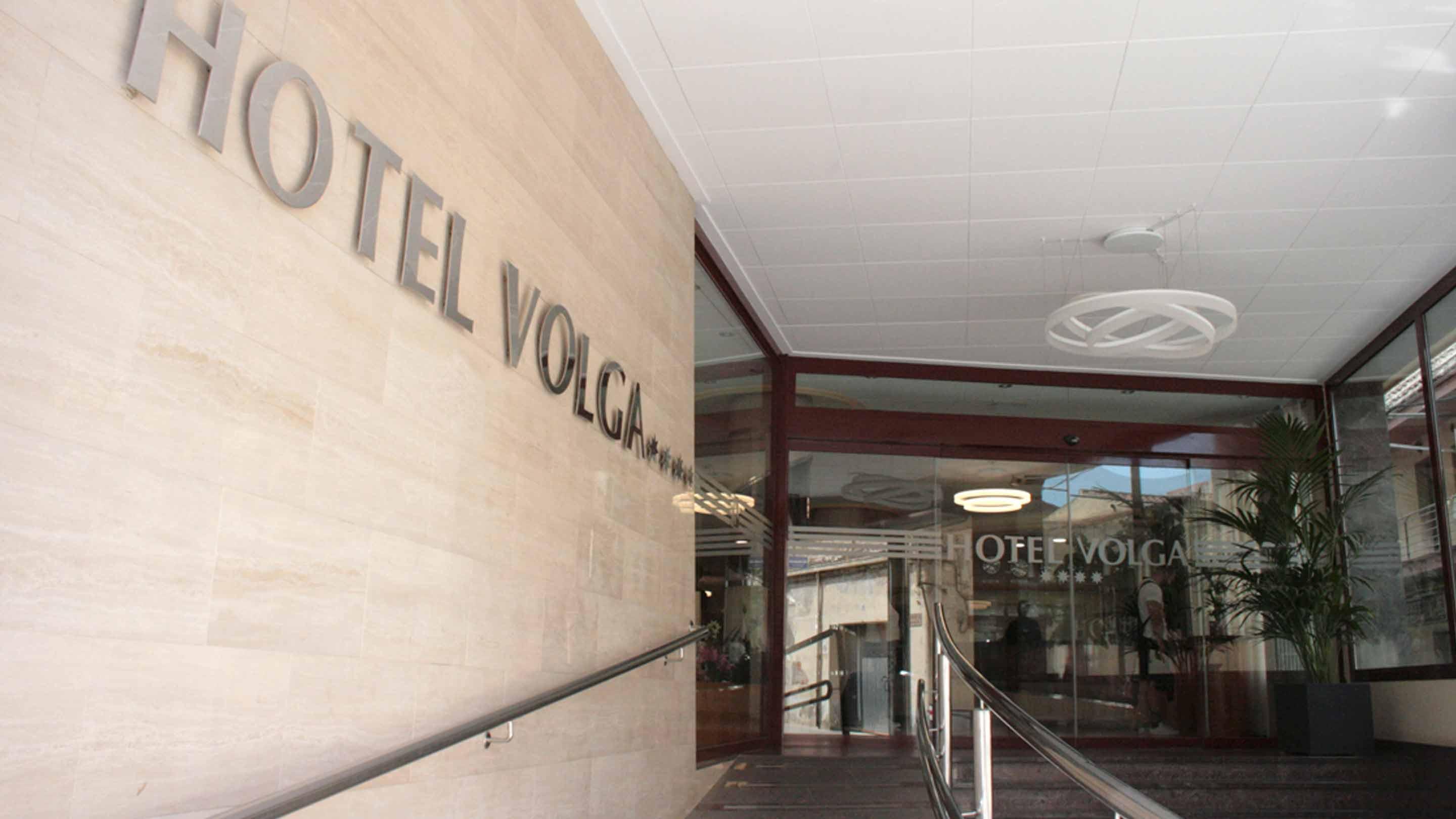 โฮเต็ล โวลก้า Hotel กาเลญา ภายนอก รูปภาพ