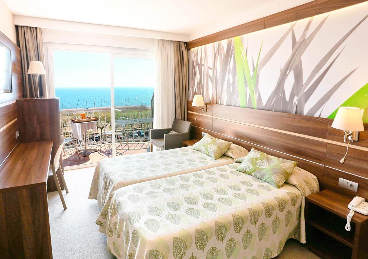 โฮเต็ล โวลก้า Hotel กาเลญา ภายนอก รูปภาพ