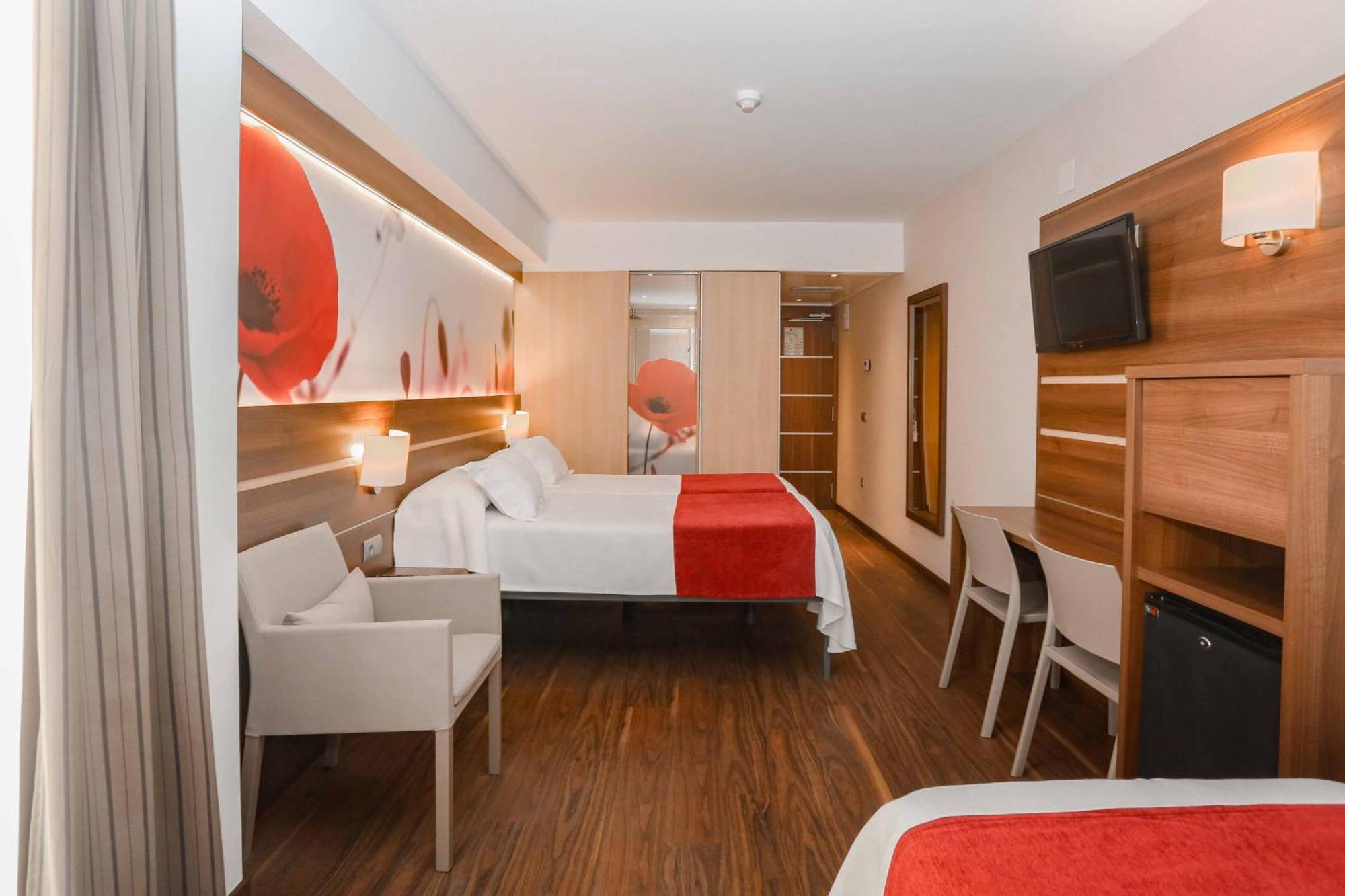 โฮเต็ล โวลก้า Hotel กาเลญา ห้อง รูปภาพ
